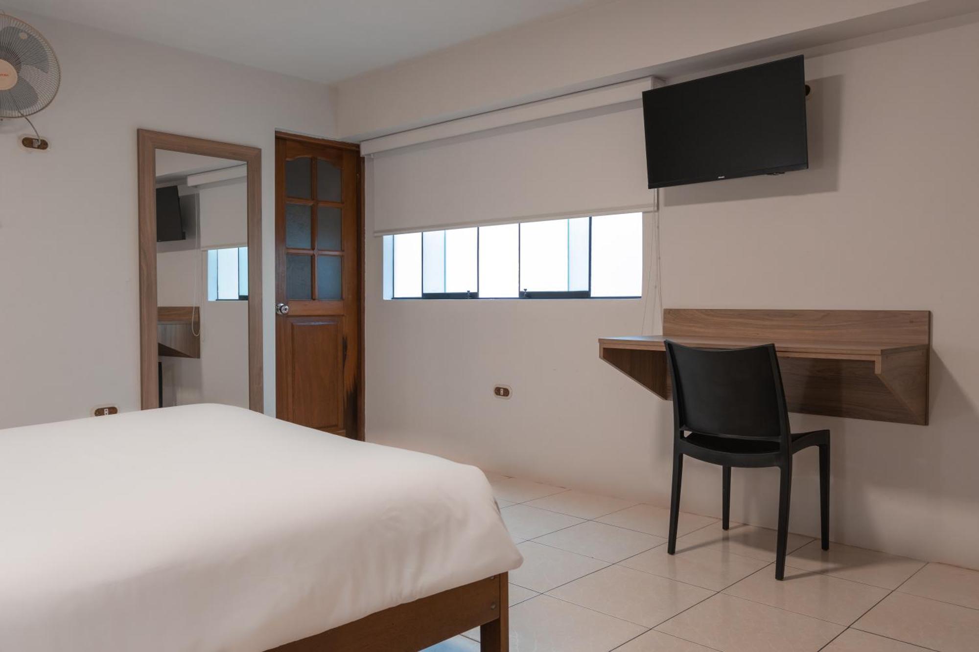 Hotel Alexander Trujillo Habitación foto