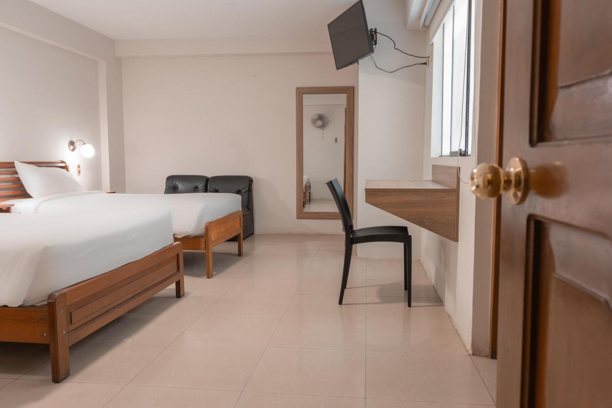 Hotel Alexander Trujillo Habitación foto